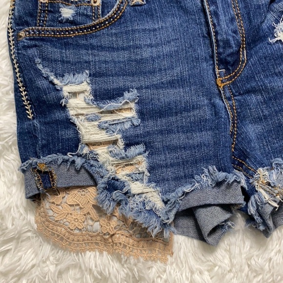 Almost famous crochet frayed bottom cut off denim shorts - Picture 2 of 6